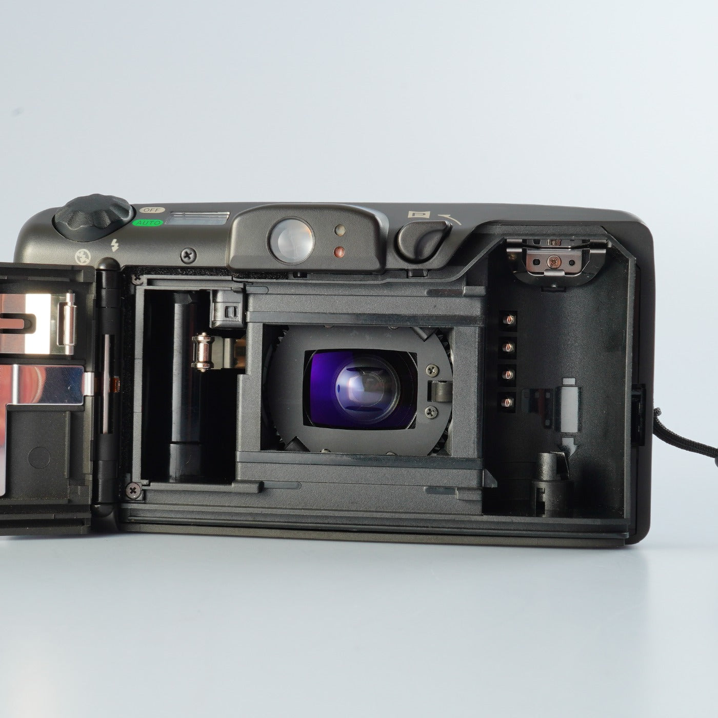 Canon Autoboy Luna ( Sure Shot ) 105 コンパクトフィルムカメラ