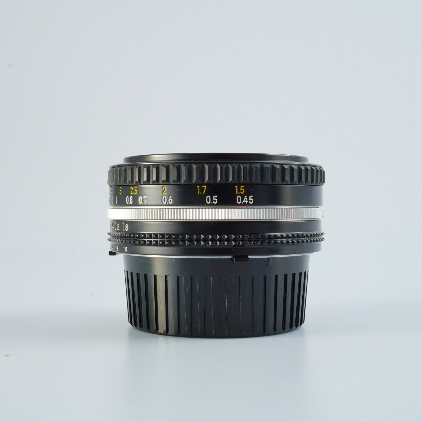 Nikon NIKKOR 50mm f/1.8 Ai-S 単焦点レンズ