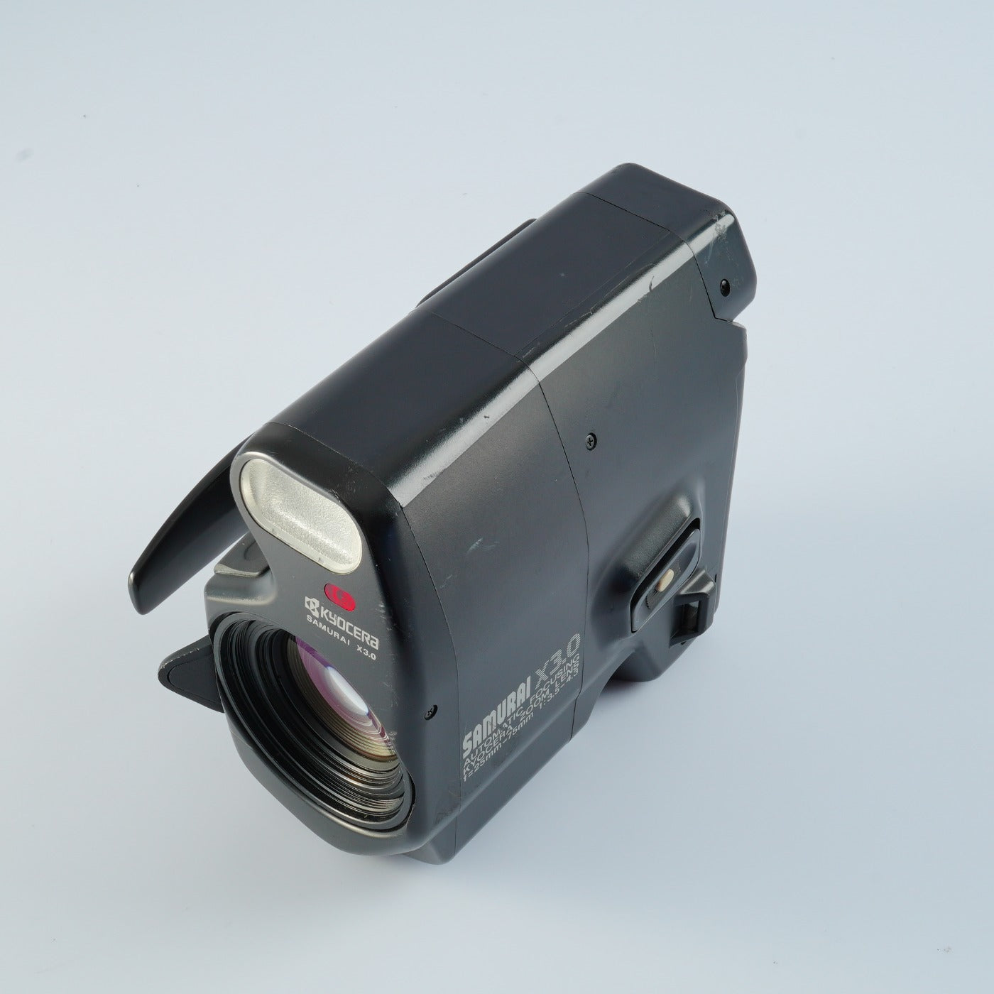KYOCERA Samurai X3.0 25-75mm f/3.5-4.3 + GRIP コンパクトフィルムカメラ