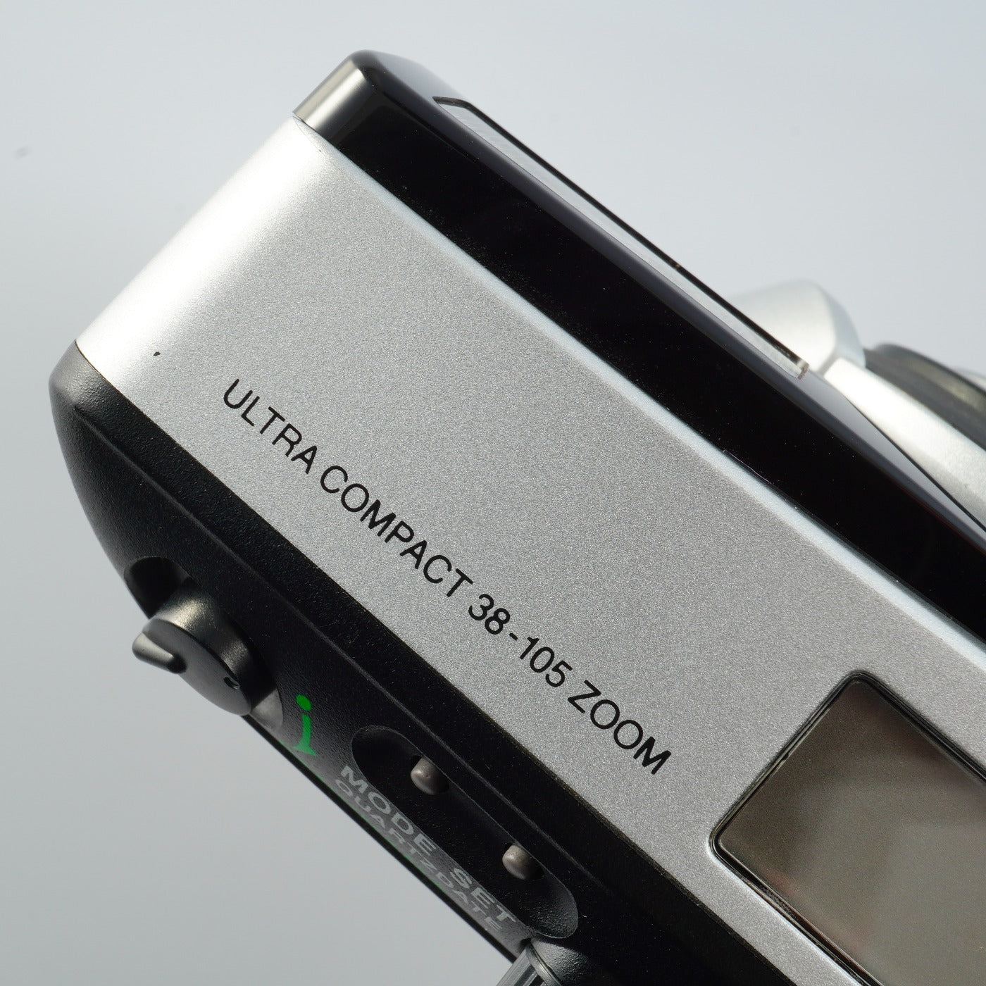 OLYMPUS OZ ( Superzoom ) 105R 38-105mm コンパクトフィルムカメラ
