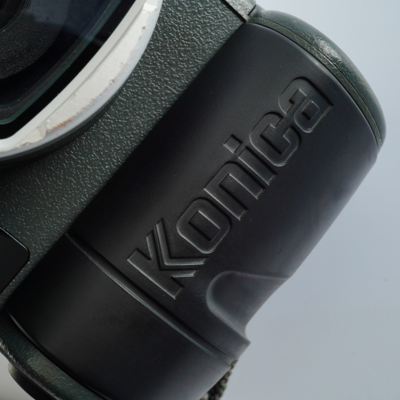 Konica Genba Kantoku (現場監督) zoom 28-56mm コンパクトフィルムカメラ