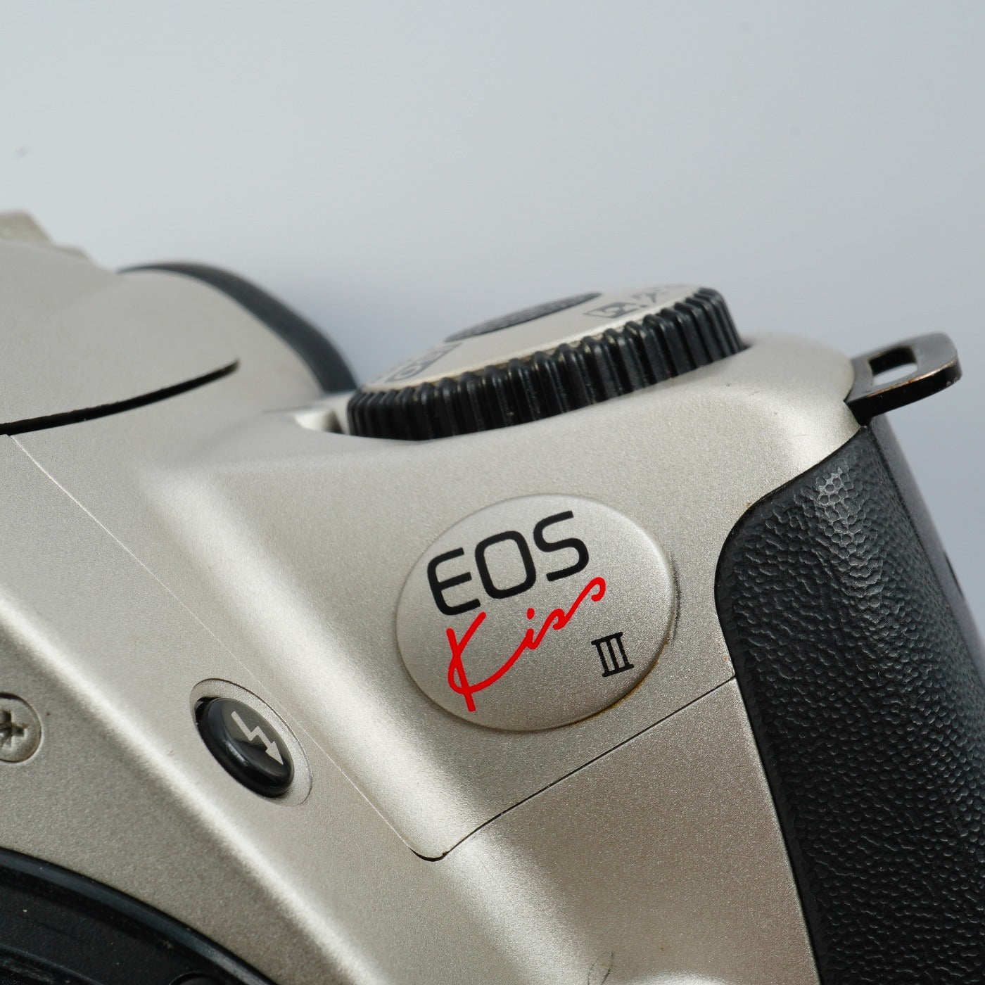 Canon EOS Kiss III (EOS REBEL 2000/QD) + EF 28-80mm F/3.5-5.6 Ⅴ USM AF フィルム一眼レフカメラ