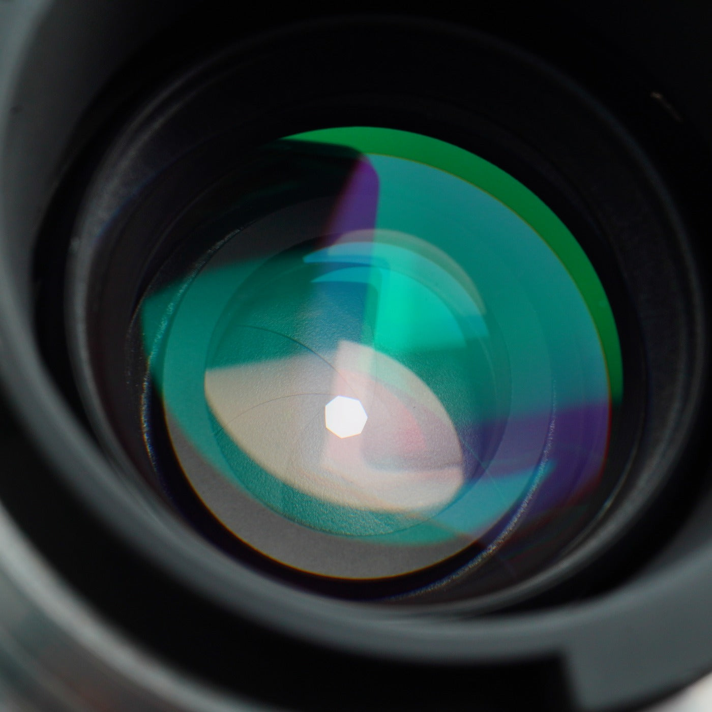 Nikon AF Nikkor 28-85mm f/3.5-4.5 ズームレンズ