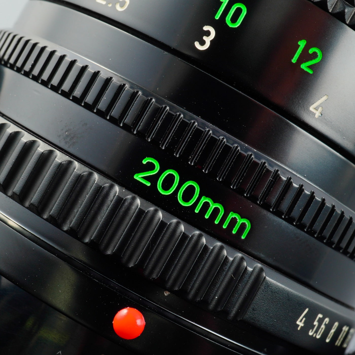 Canon FD 200mm F/4 単焦点レンズ
