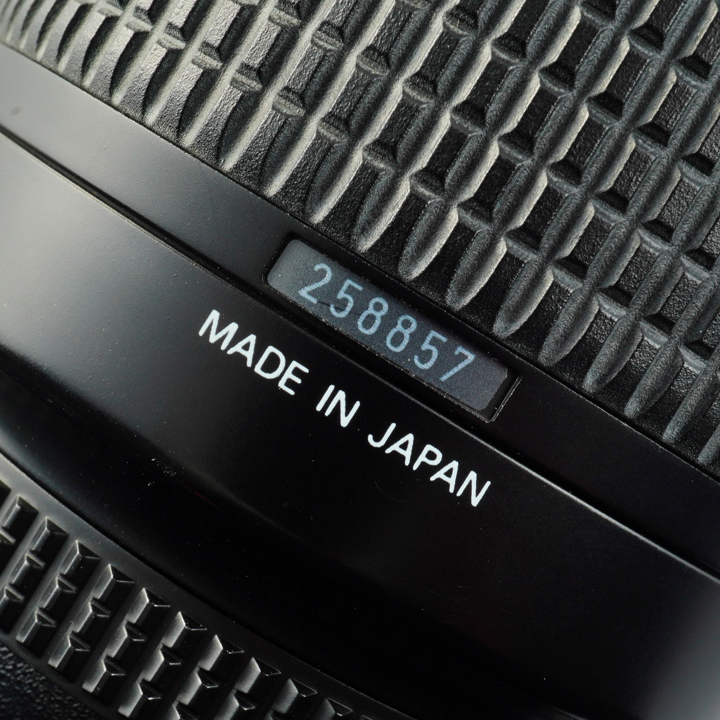 Nikon AF NIKKOR 70-300mm F/4-5.6 D ED ズームレンズ