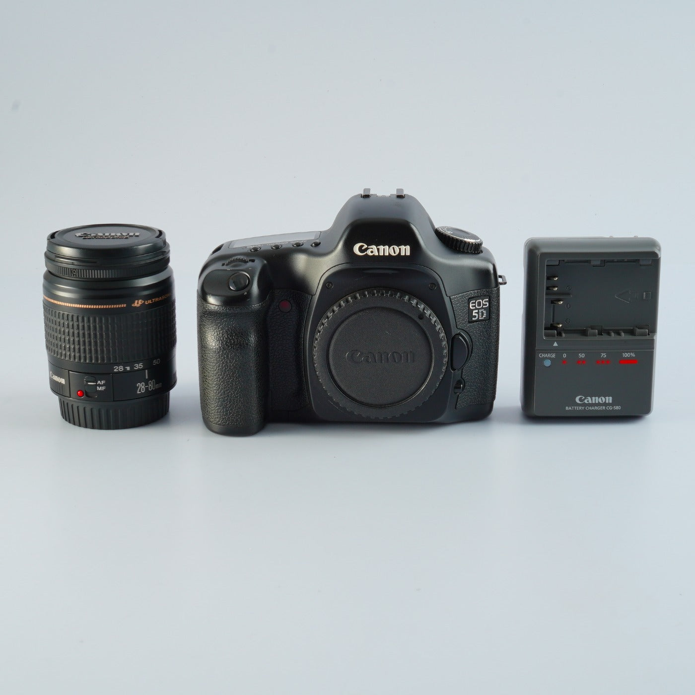 Canon EOS 5D + EF 28-80mm F/3.5-5.6 Ⅳ USM + CF 2GB デジタル一眼レフカメラ