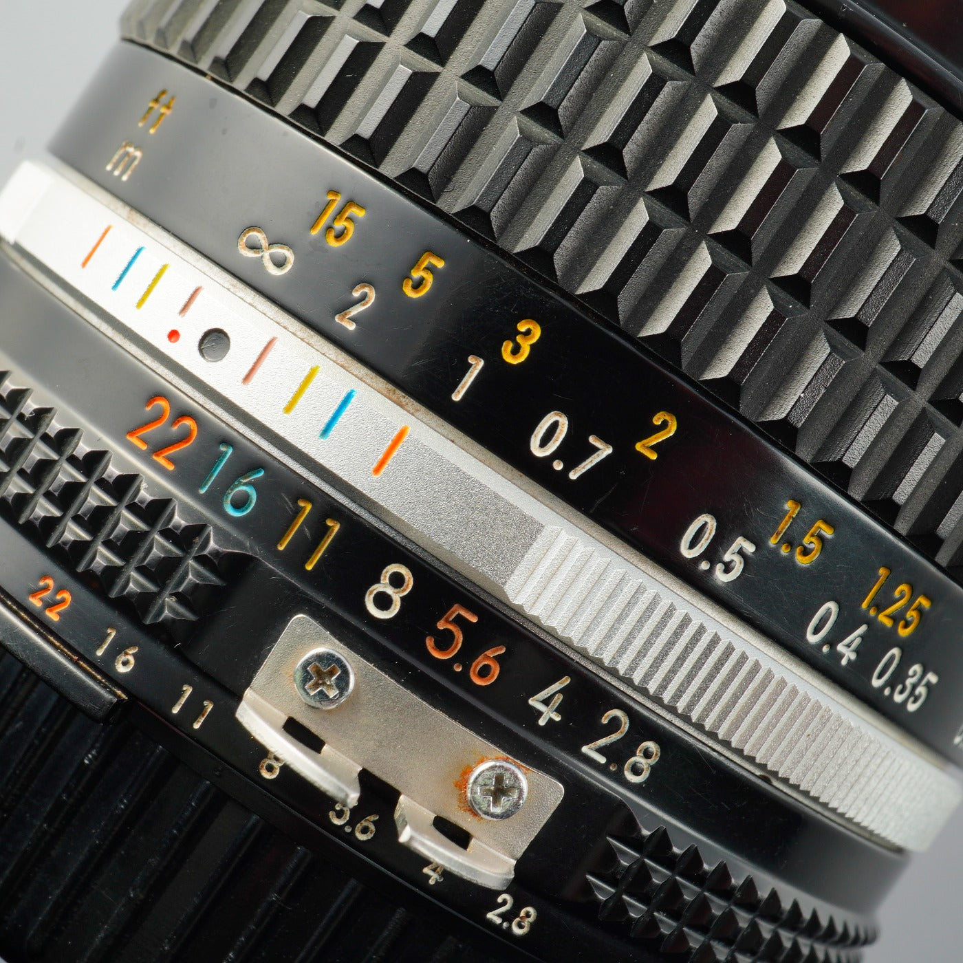 Nikon Ai-S NIKKOR 28mm F/2.8 単焦点レンズ