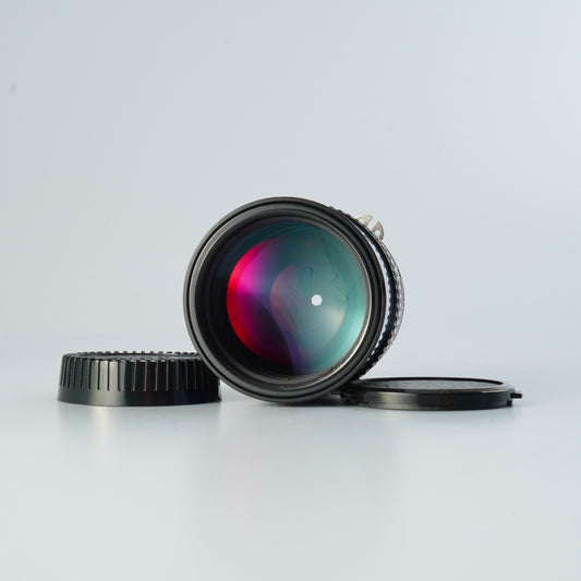 Nikon Ai Nikkor 135mm F/2.8 単焦点レンズ