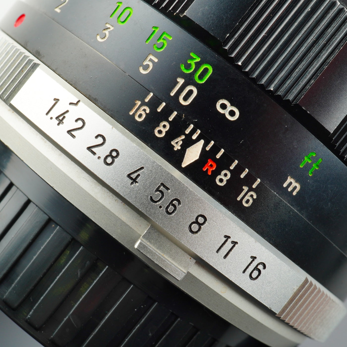 MINOLTA MC ROKKOR-PF 58mm F/1.4 prime lens