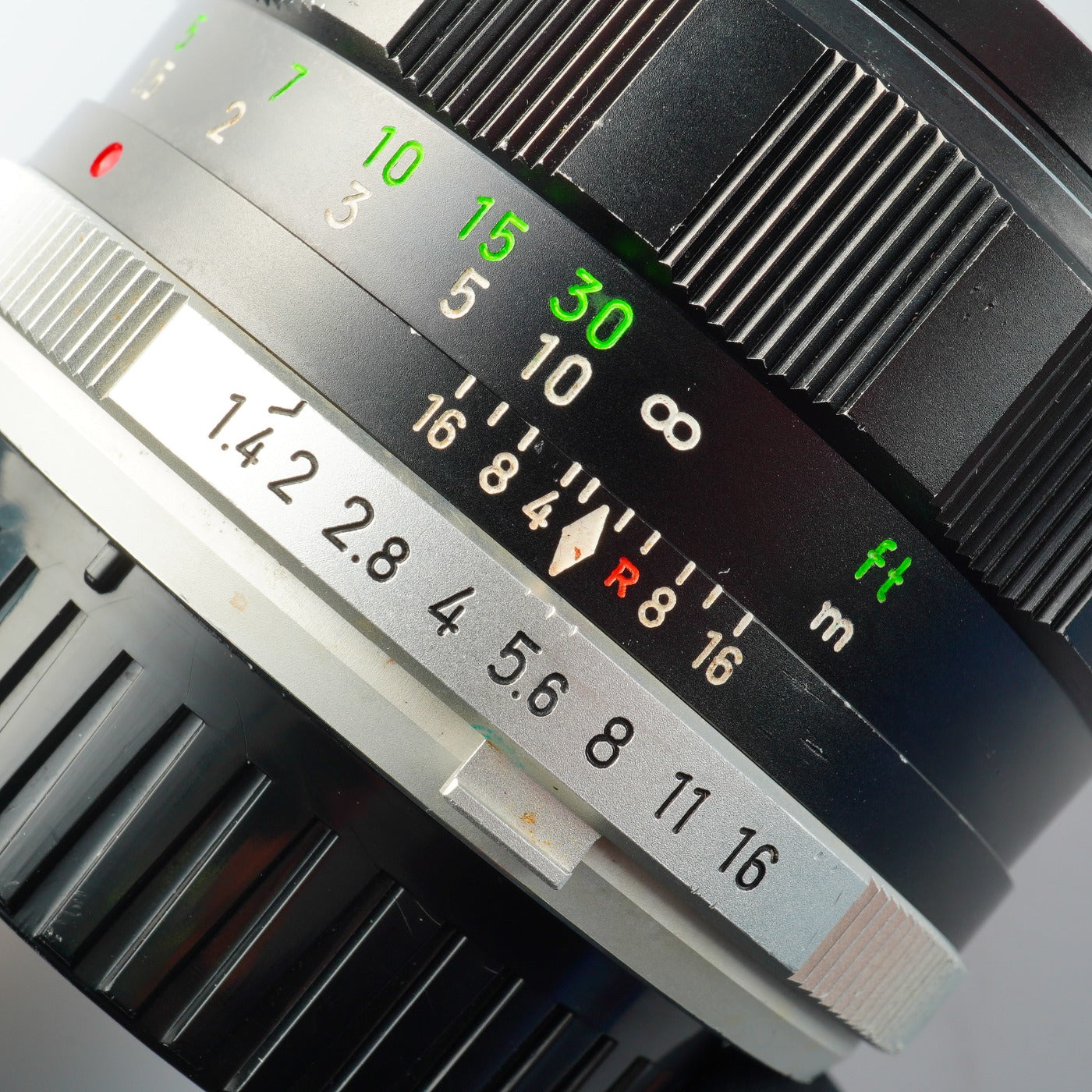 MINOLTA MC ROKKOR-PF 58mm F/1.4 prime lens