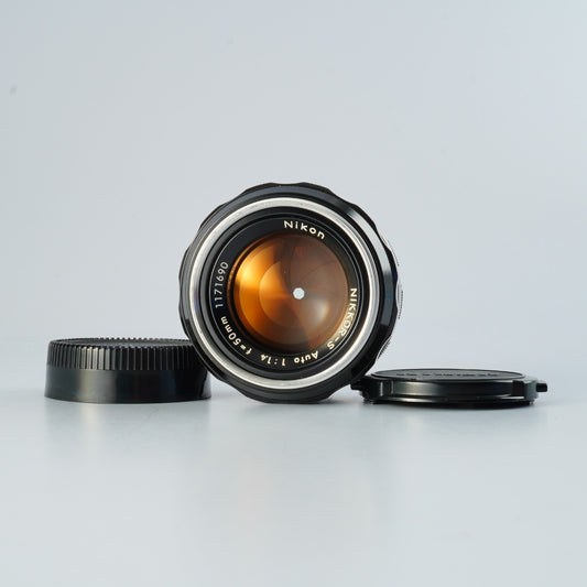 Nikon NIKKOR-S Auto 50mm F/1.4 非Ai 単焦点レンズ