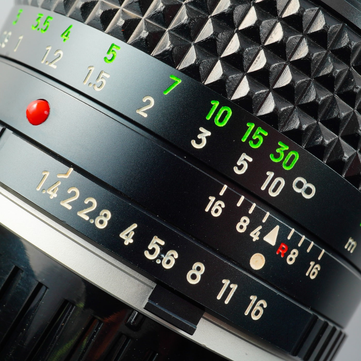 MINOLTA MC Rokkor PG 50mm F/1.4 prime lens
