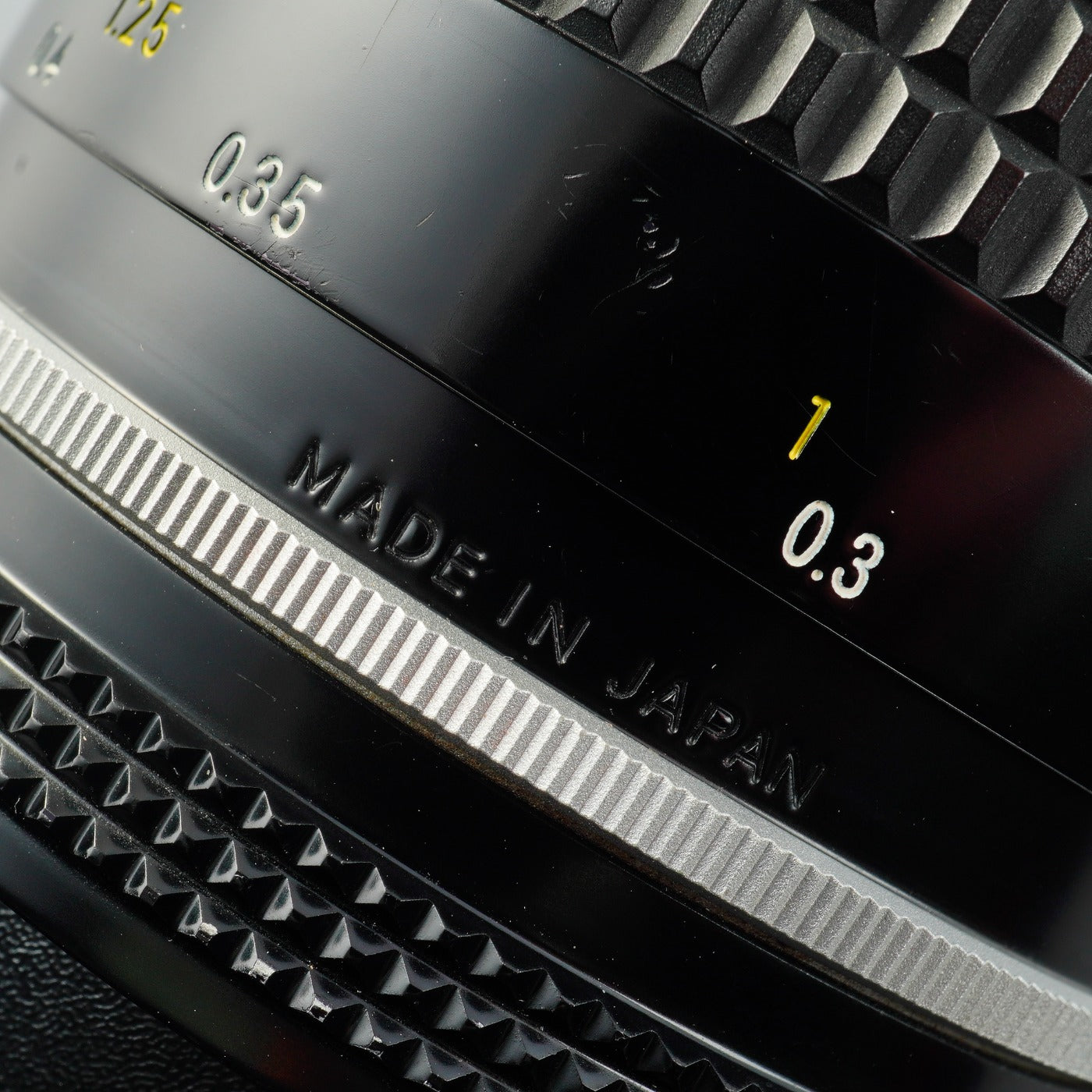 Nikon Ai Nikkor 35mm F/2 単焦点レンズ