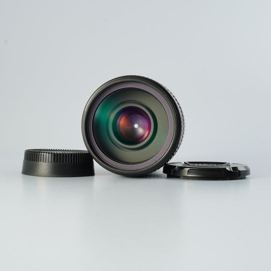 Nikon AF NIKKOR 70-300mm F/4-5.6 D ED ズームレンズ