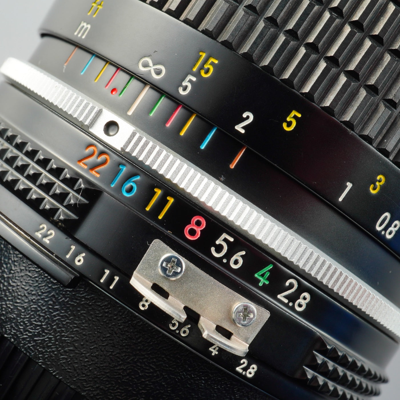 Nikon Ai NIKKOR 35mm F/2.8 単焦点レンズ