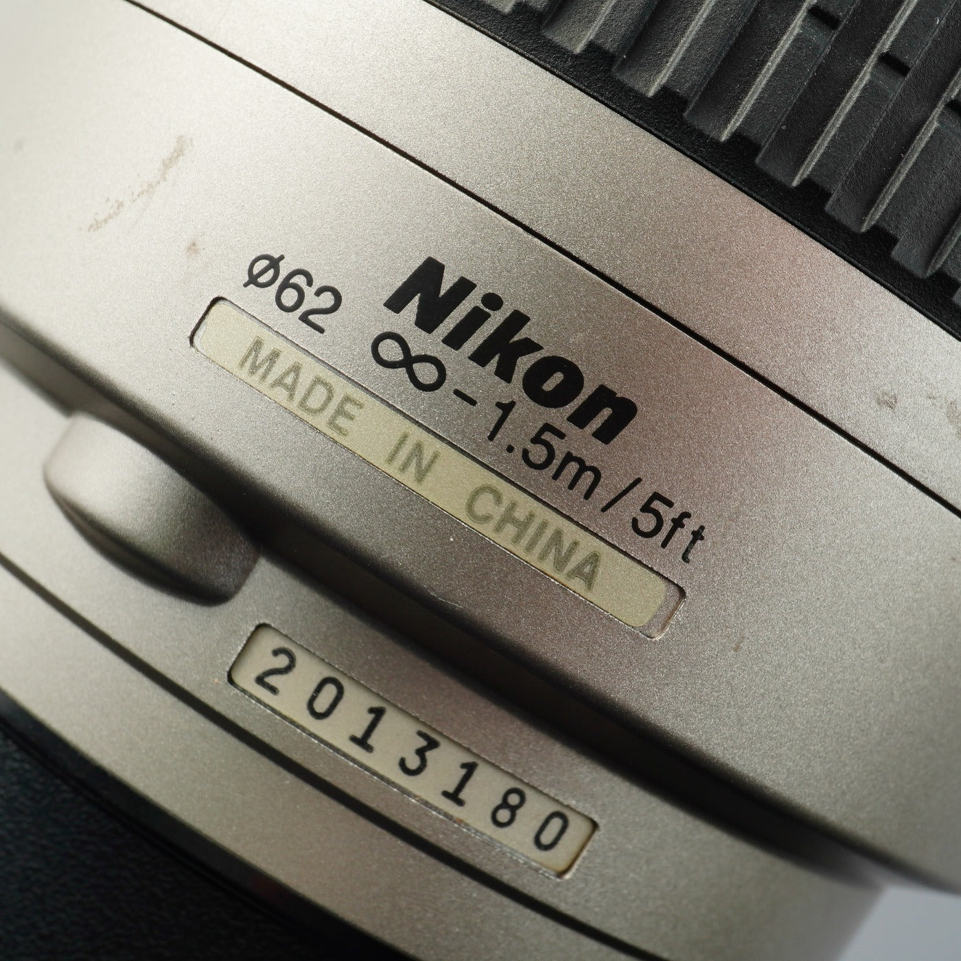 Nikon AF NIKKOR 70-300mm F/4-5.6 G Silver Zoom Lens