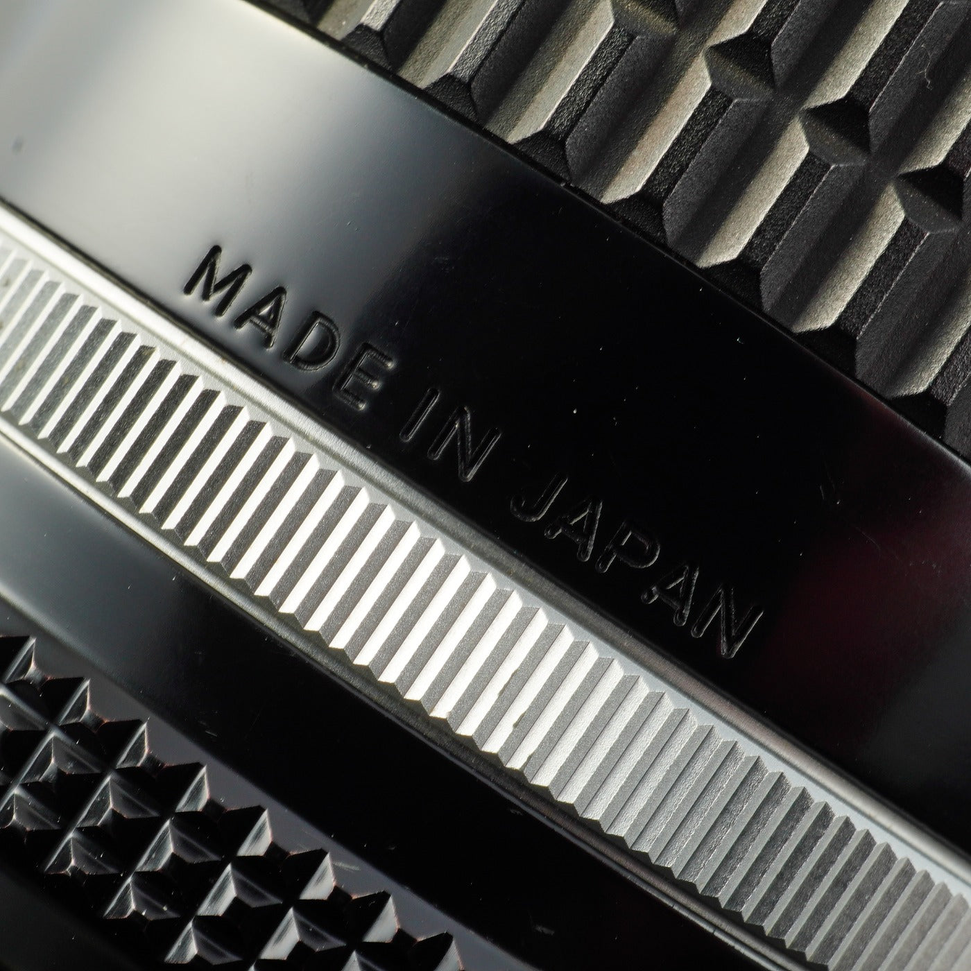 Nikon Ai-S NIKKOR 35mm F/2 prime lens