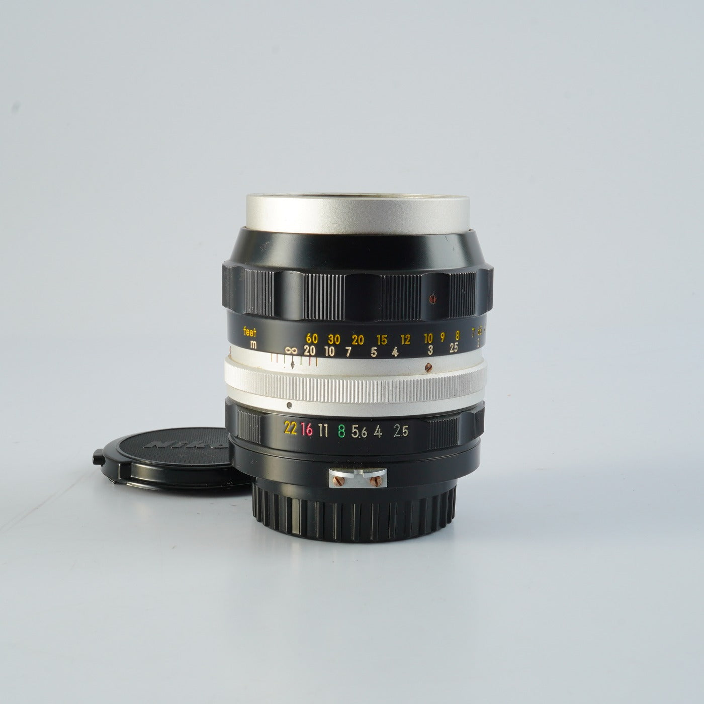 NIKKOR-P Auto 105mm f/2.5 単焦点レンズ Nikon 非Ai NIKKOR-P Auto 105mm F/2.5 単焦点レンズ – 山田写真機店