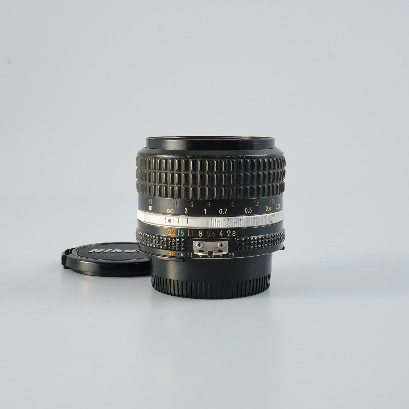 Nikon Ai-s Nikkor 35mm F2.8 単焦点レンズ Nikon Ai-S NIKKOR 35mm F/2.8 単焦点レンズ – 山田写真機店