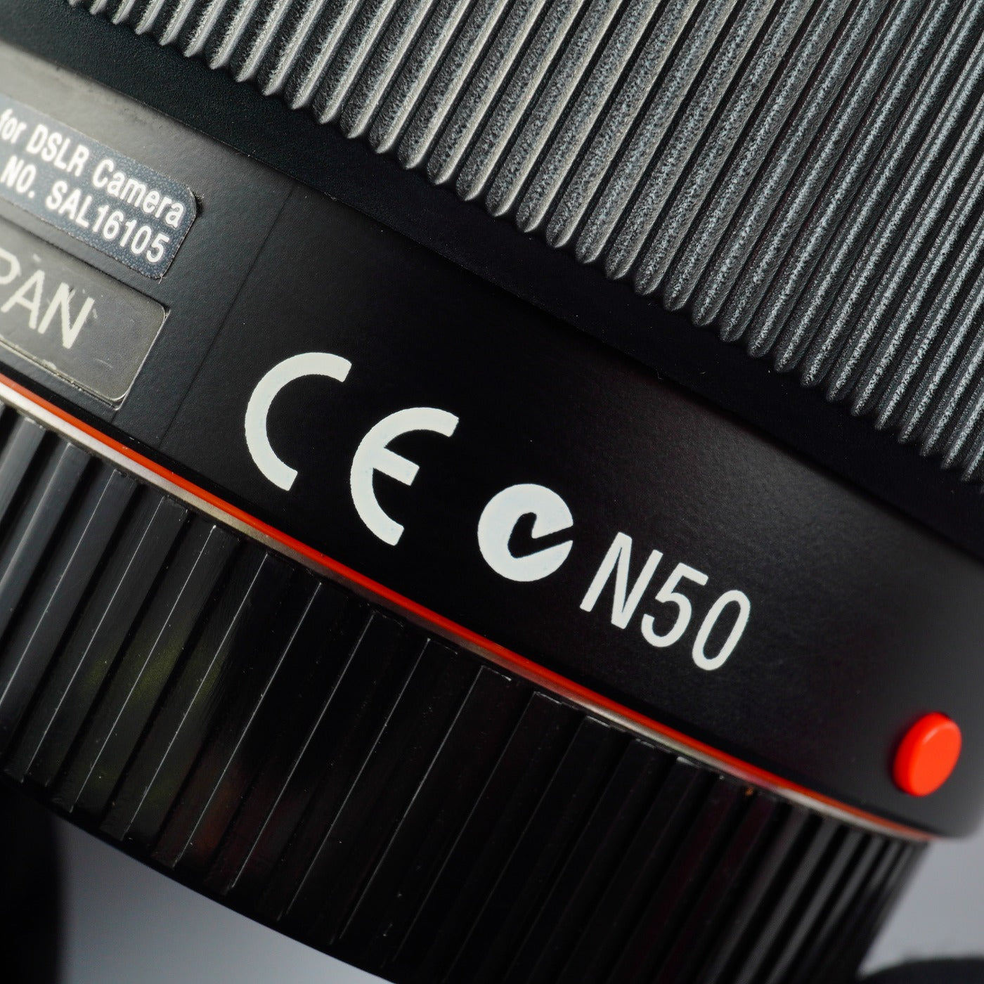 SONY DT 16-105mm F/3.5-5.6 ズームレンズ