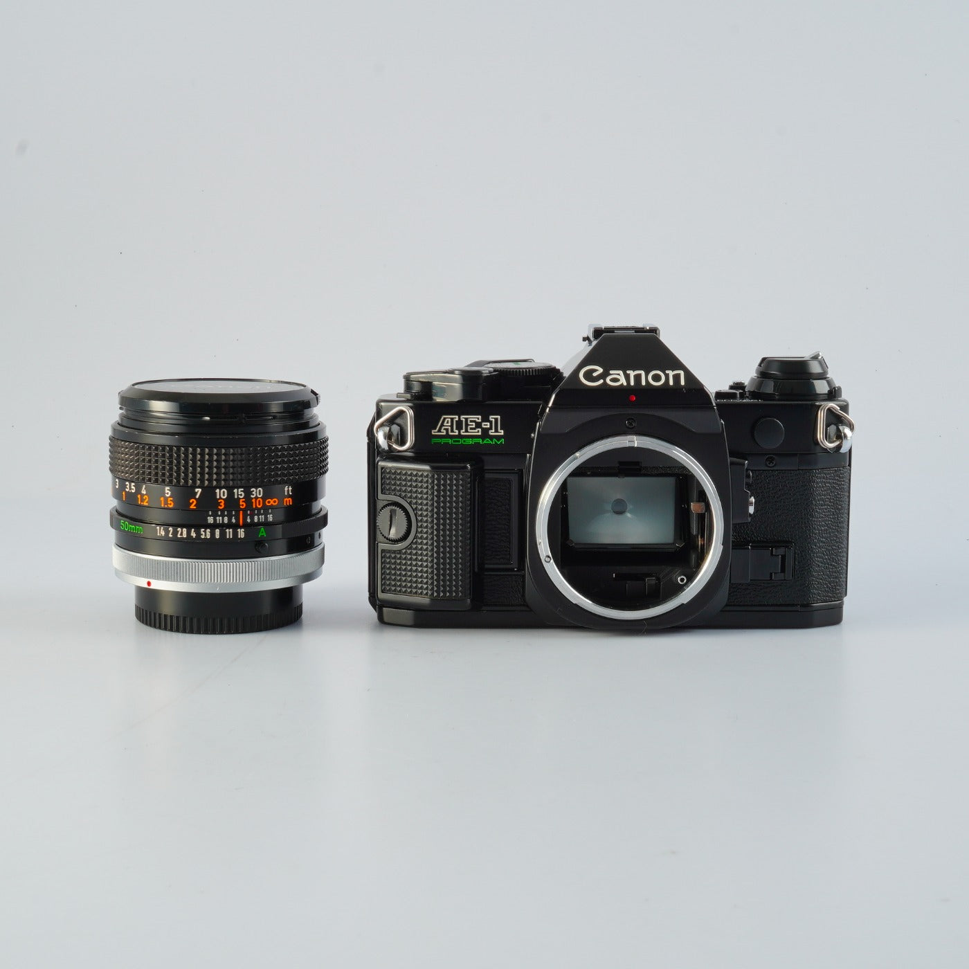 【CLA’d】 Canon AE-1 Program Black + FD 50mm F/1.4 S.S.C. MF フィルム一眼レフカメラ