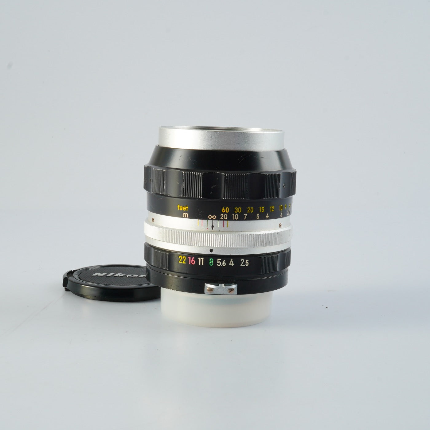 Nikon ニコン 非Ai NIKKOR-P Auto 105mm F/2.5 単焦点レンズ Nikon 非Ai NIKKOR-P Auto 105mm F/2.5 単焦点レンズ – 山田写真機店