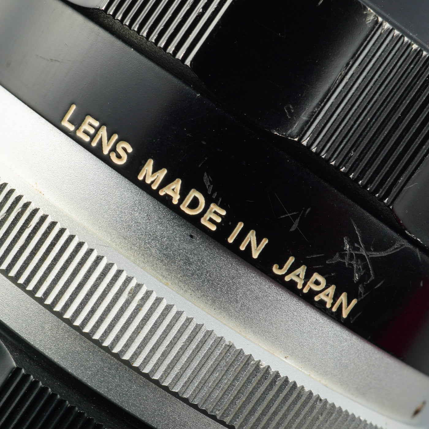 Nikon 非Ai NIKKOR-P Auto 105mm F/2.5 単焦点レンズ