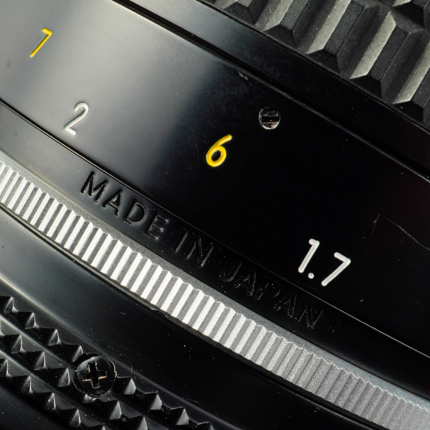 Nikon Ai NIKKOR 135mm F/2.8 単焦点レンズ