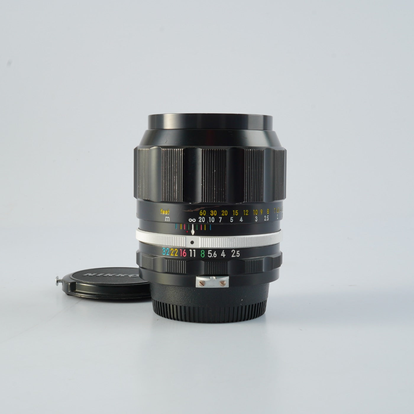 Nikon 非Ai NIKKOR-P Auto 105mm F/2.5 単焦点レンズ – 山田写真機店