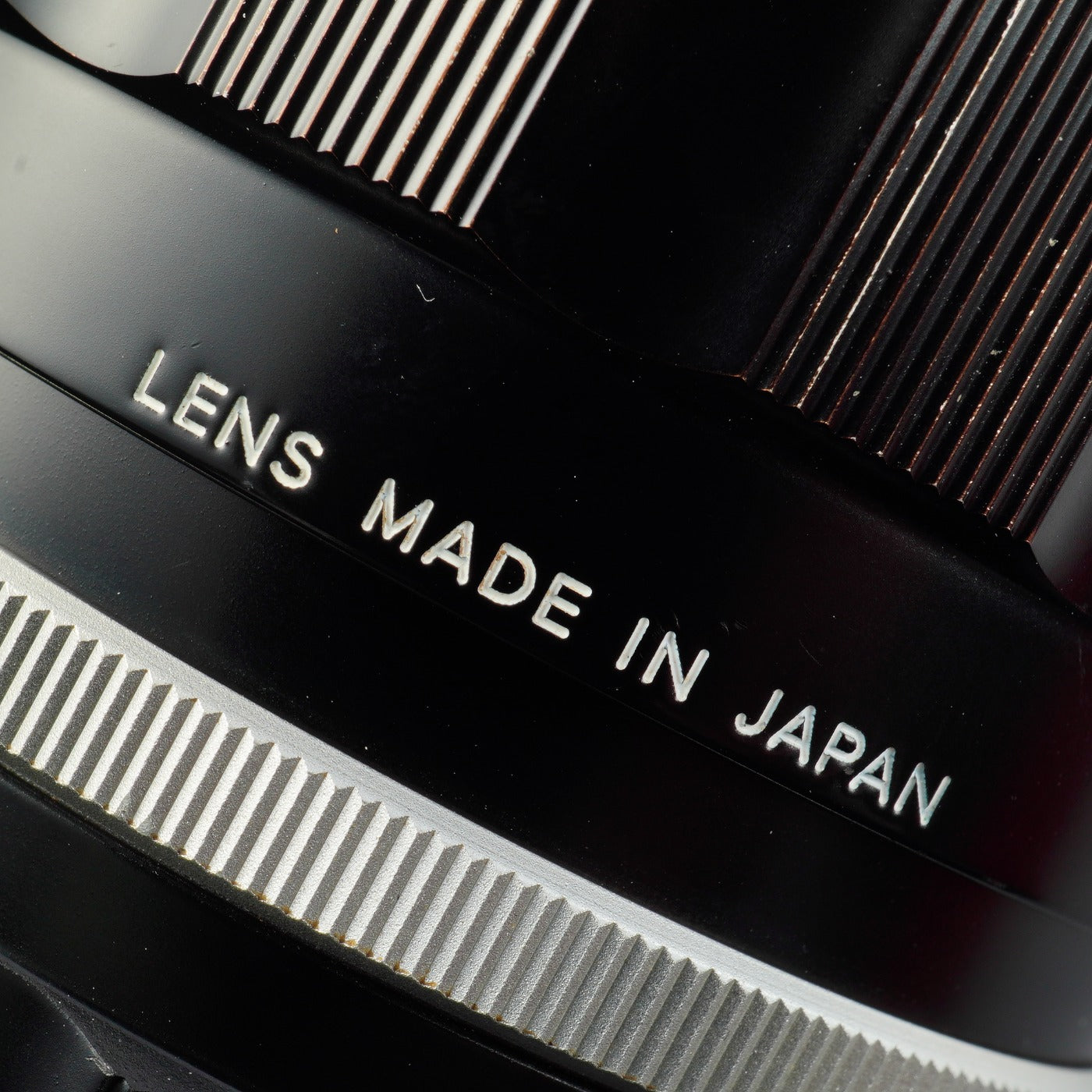 Nikon 非Ai NIKKOR-P Auto 105mm F/2.5 単焦点レンズ