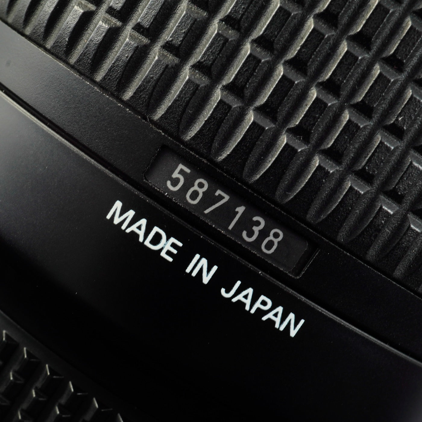 Nikon AF NIKKOR 70-300mm F/4-5.6 D ED ズームレンズ