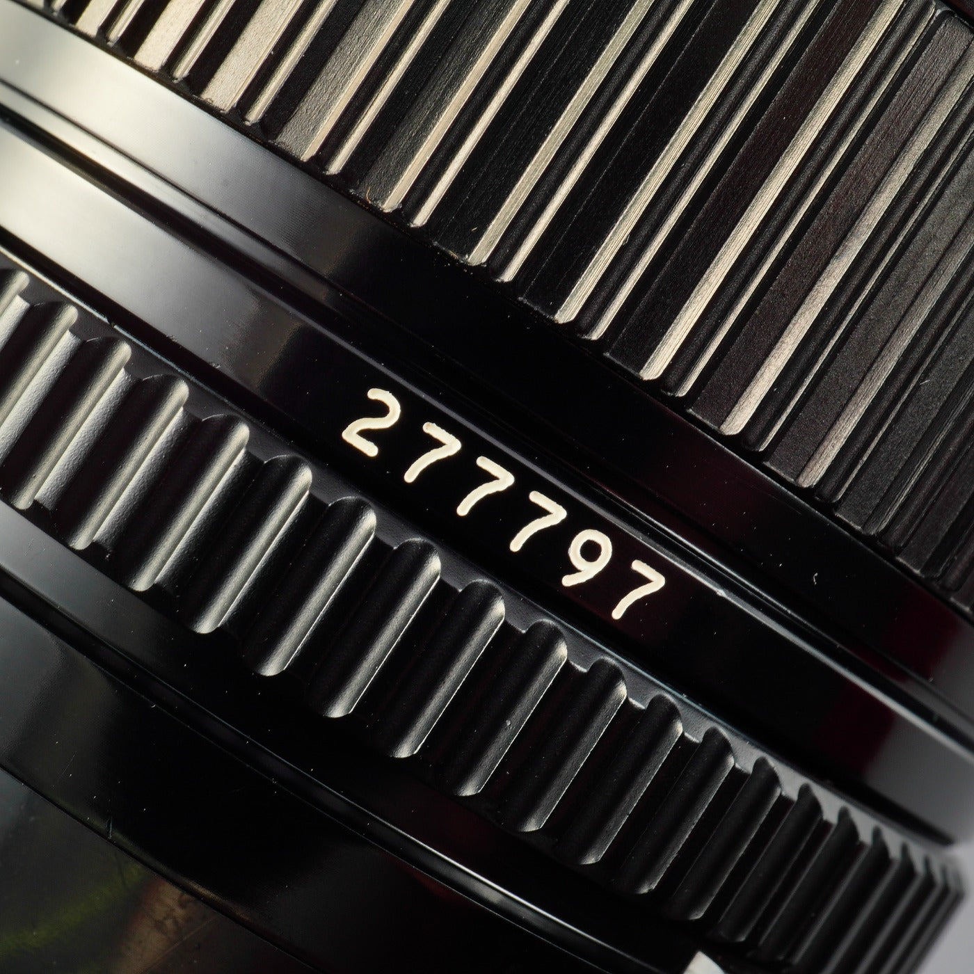 Canon FD 35-70mm F/4 ズームレンズ