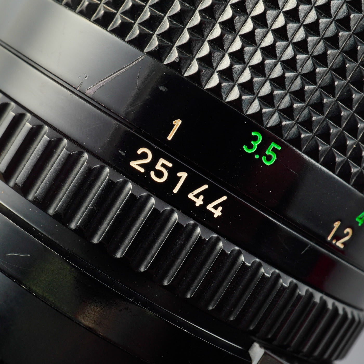 Canon FD 100mm F/2.8 単焦点レンズ