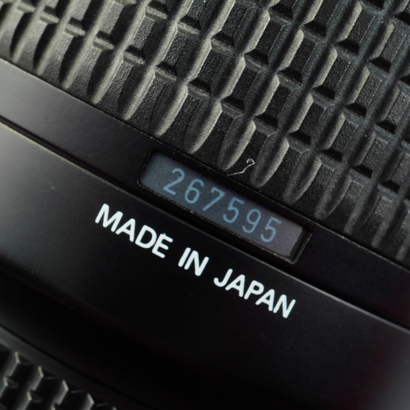 Nikon AF NIKKOR 70-300mm F/4-5.6 D ED ズームレンズ