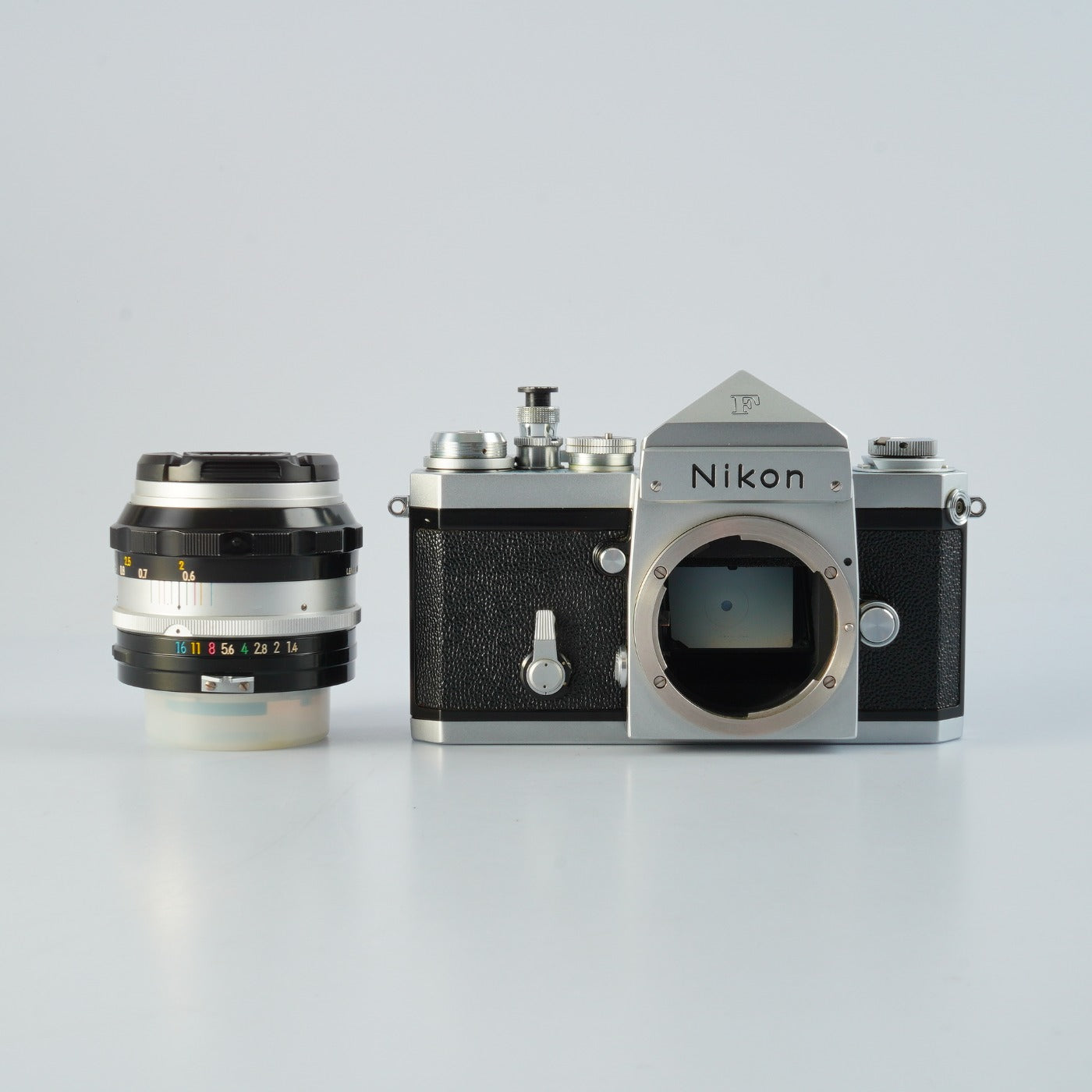 【Serviced】 Nikon F Eyelevel Silver + NIKKOR 50mm F/1.4 MF フィルム一眼レフカメラ