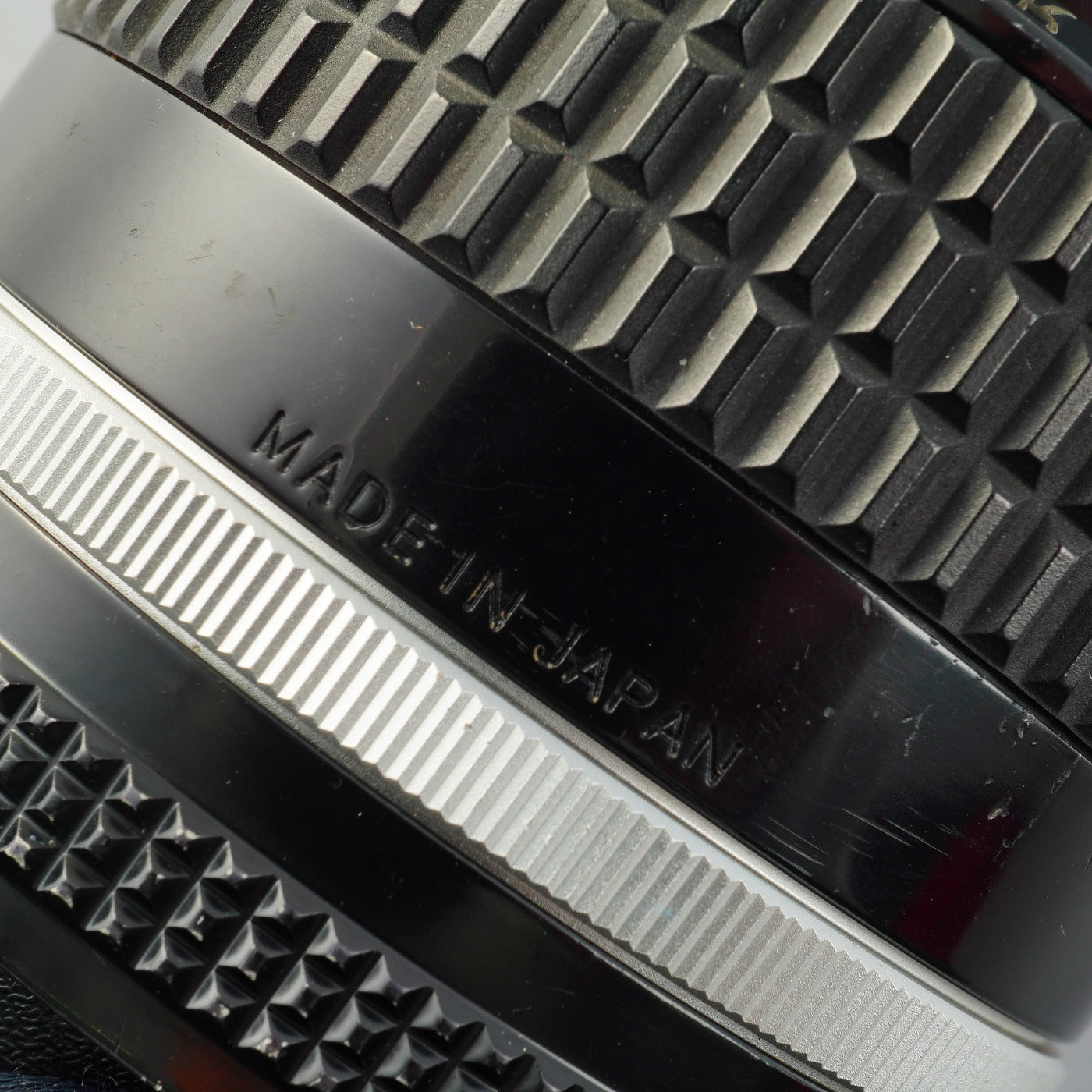 Nikon Ai-S NIKKOR 35mm F/2 単焦点レンズ