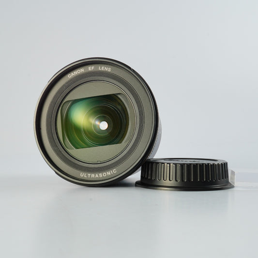 Canon EF 20-35mm f/3.5-4.5 USM ズームレンズ
