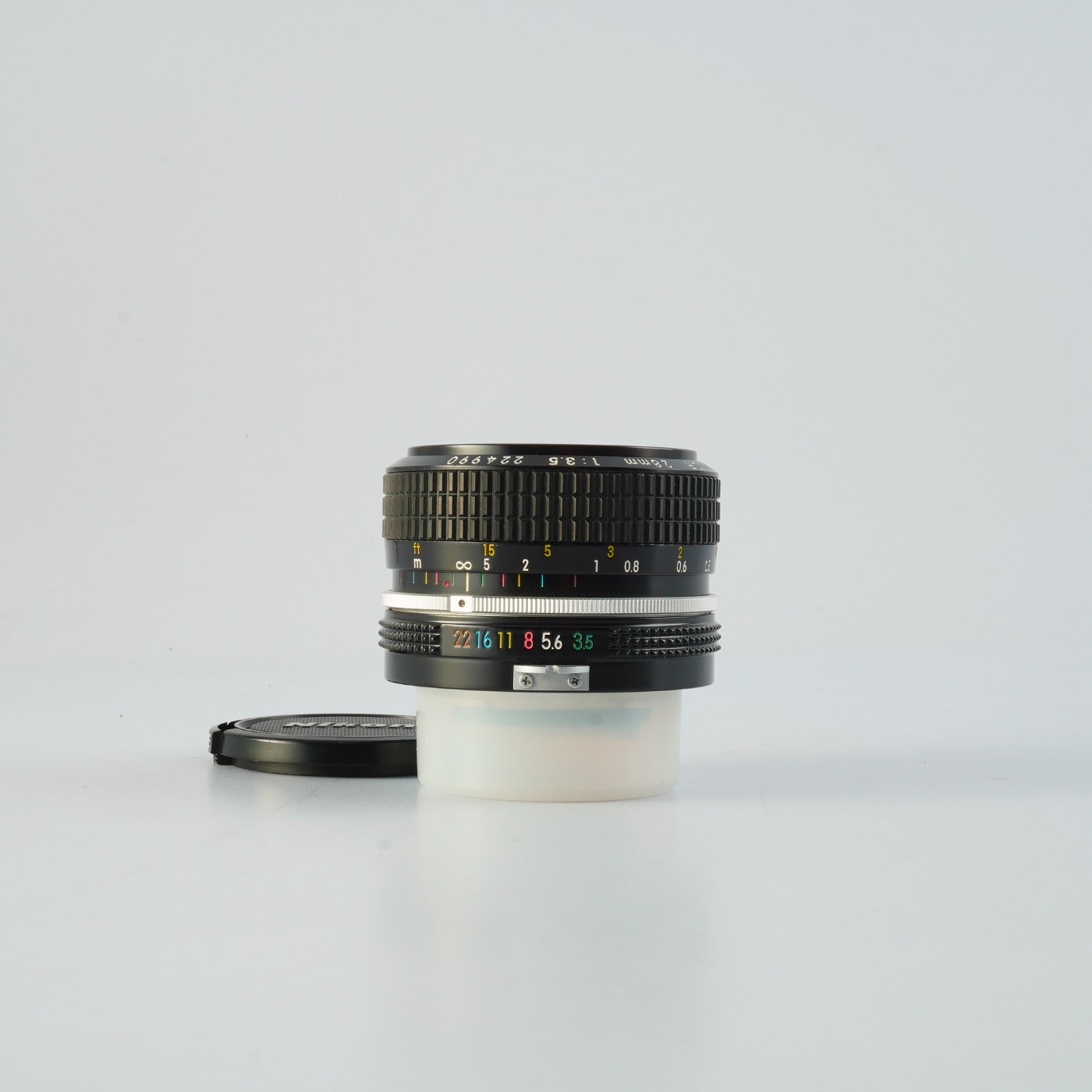 Nikon ニコン 非Ai NIKKOR 28mm F/3.5 単焦点レンズ Nikon 非Ai NIKKOR 28mm F/3.5 単焦点レンズ – 山田写真機店