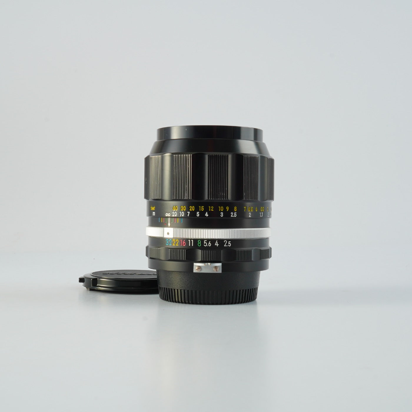 Nikon 非Ai NIKKOR-P Auto 105mm F/2.5 単焦点レンズ – 山田写真機店