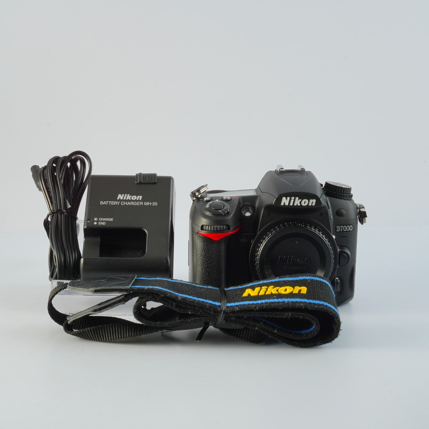 Nikon D7000 20.9MP [ 6,087 Shots ] デジタル一眼レフカメラ – 山田