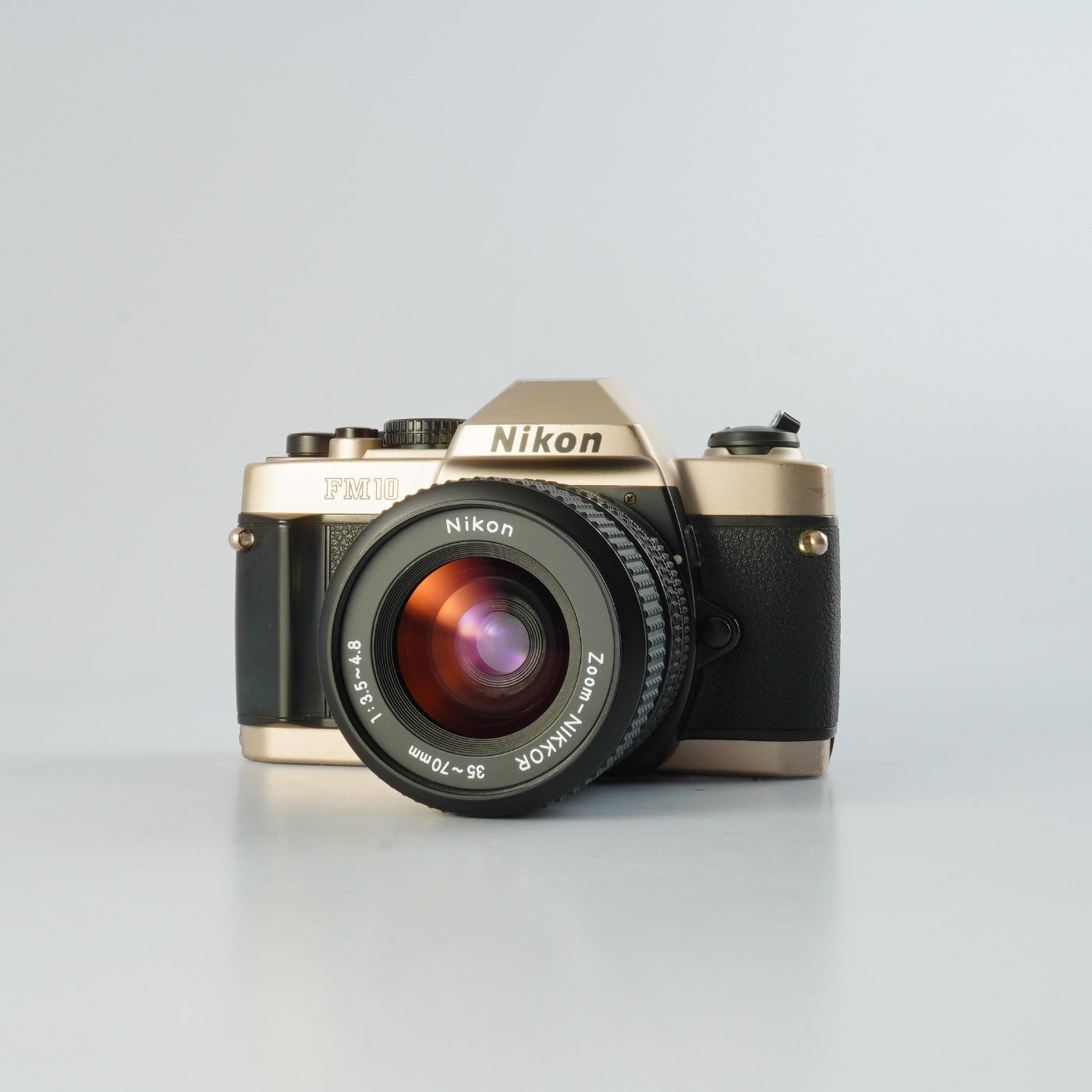 Nikon FM10 + Ai-S ZOOM Nikkor 35-70mm F/3.5-4.8 MF フィルム一眼