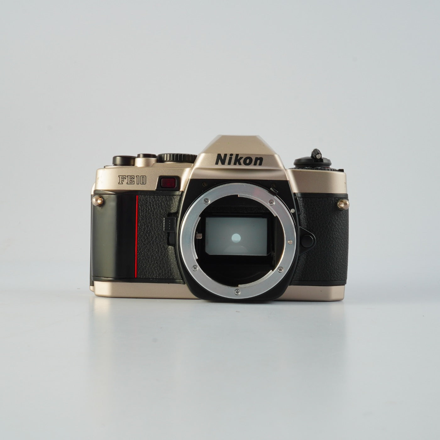 Nikon FM10 MF フィルム一眼レフカメラ