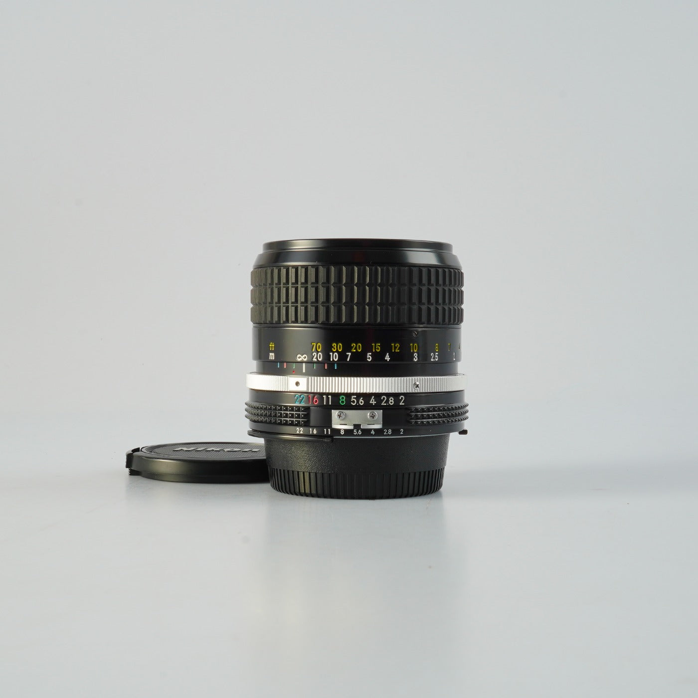 Nikon Ai NIKKOR 85mm F/2 単焦点レンズ – 山田写真機店