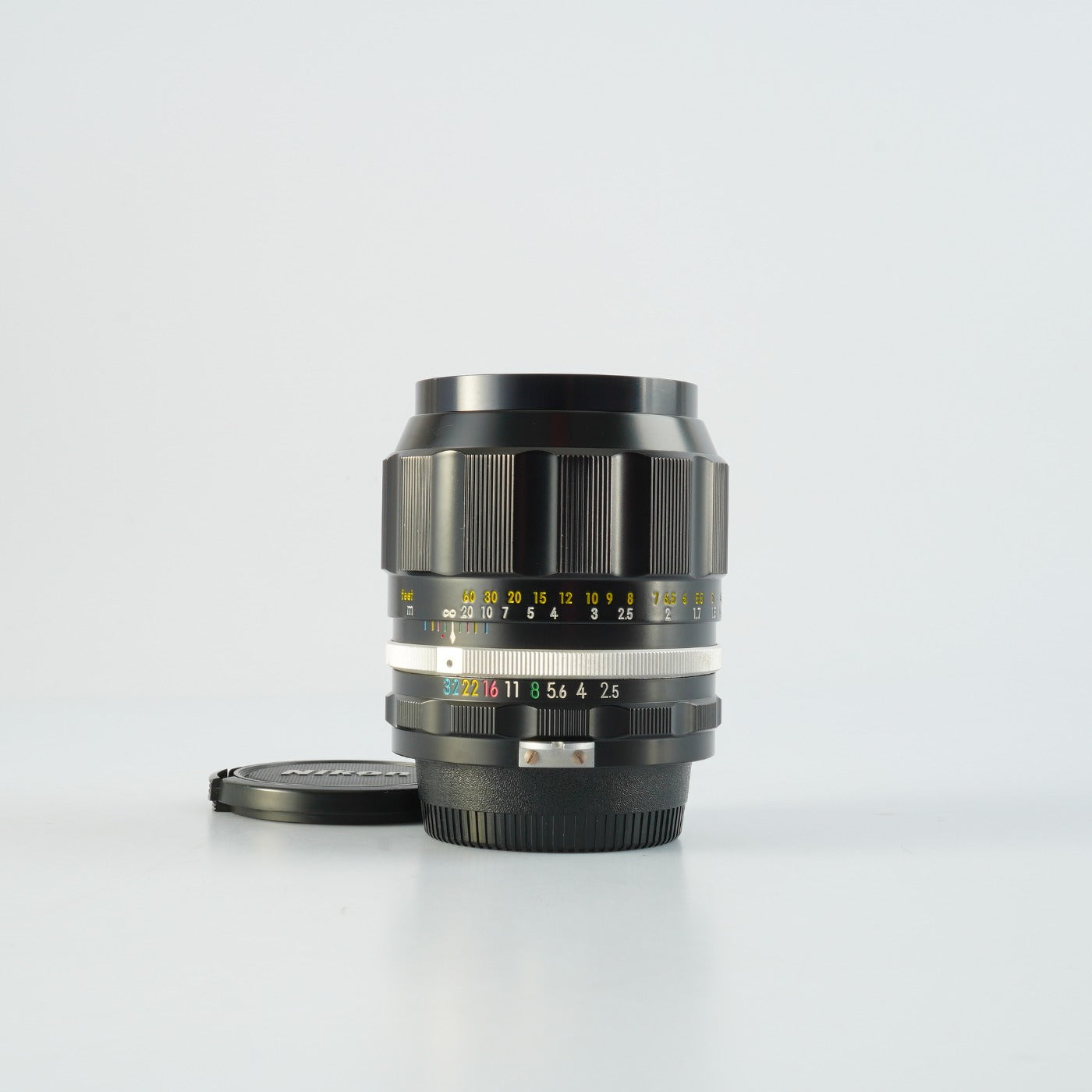 Nikon ニコン 非Ai NIKKOR-P Auto 105mm F/2.5 単焦点レンズ Nikon 非Ai NIKKOR-P Auto 105mm F/2.5 単焦点レンズ – 山田写真機店