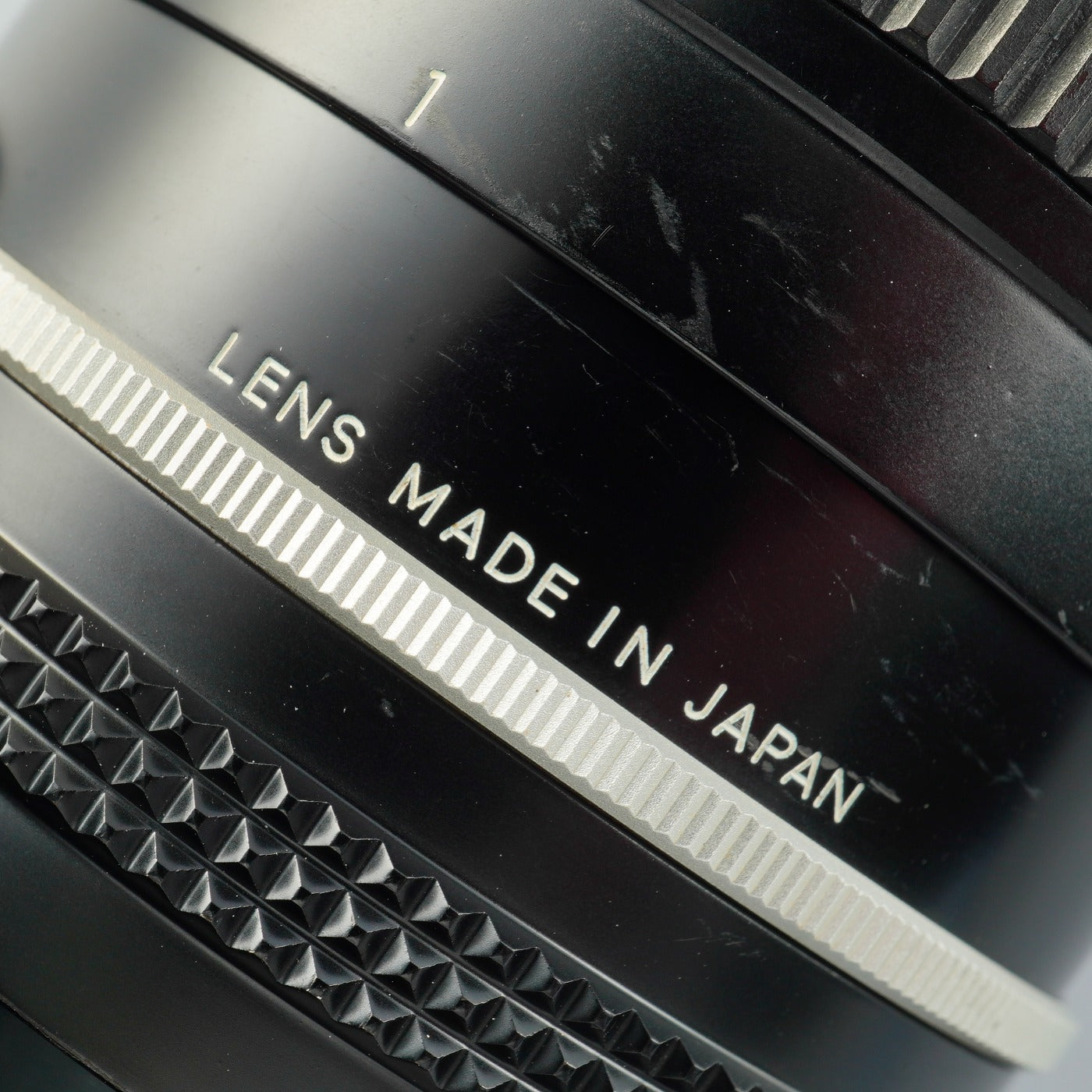 Nikon 非Ai Nikkor 105mm F/2.5 単焦点レンズ