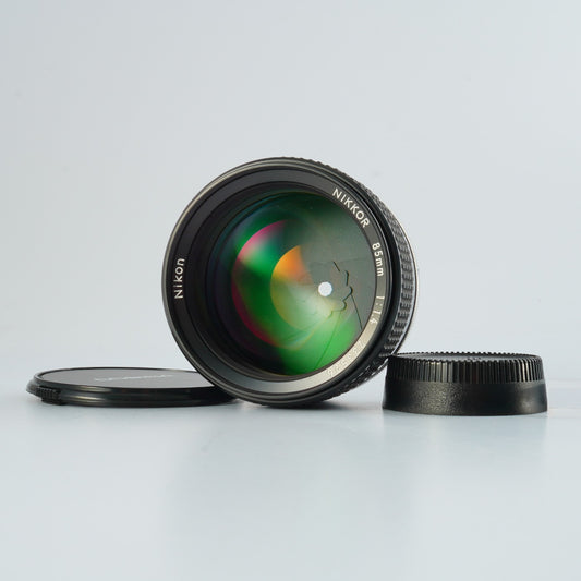 【Serviced】 Nikon Ai-S NIKKOR 85mm F/1.4 単焦点レンズ