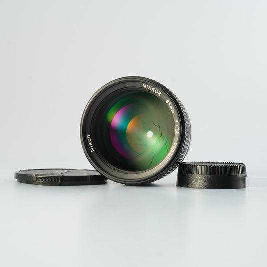 【Serviced】 Nikon Ai-S NIKKOR 85mm F/1.4 単焦点レンズ