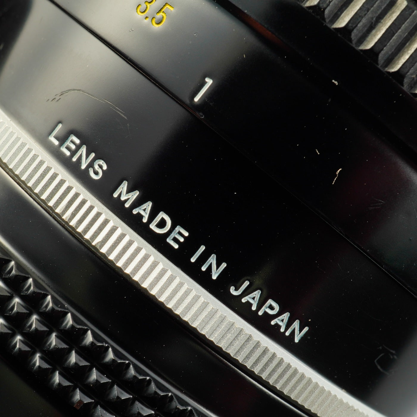 Nikon 非Ai Nikkor 105mm F/2.5 単焦点レンズ