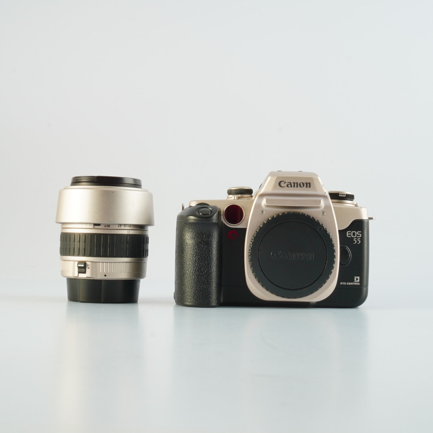 Canon EOS 55 (ELAN II) Gold + SIGMA 28-80mm F/3.5-5.6 Ⅱ MACRO ASPHERICAL AF AF フィルム一眼レフカメラ