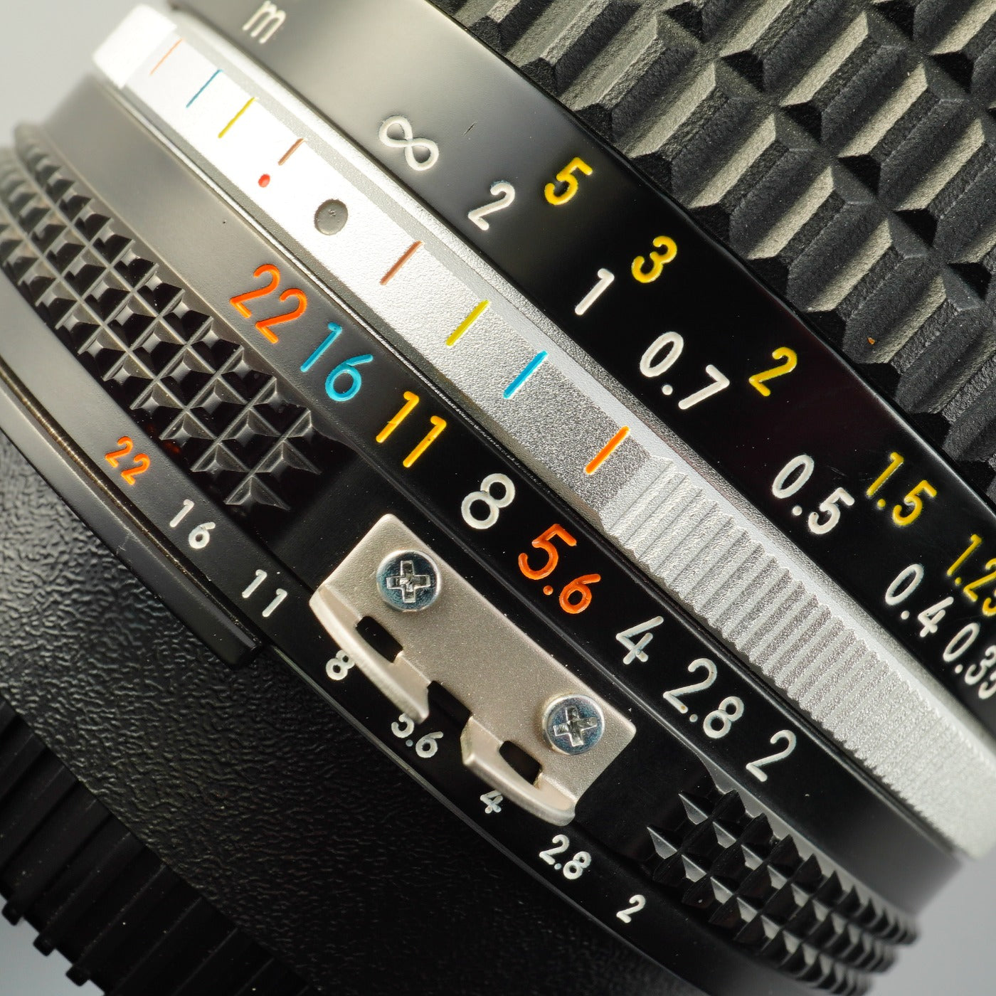 Nikon Ai-S NIKKOR 24mm F/2 単焦点レンズ